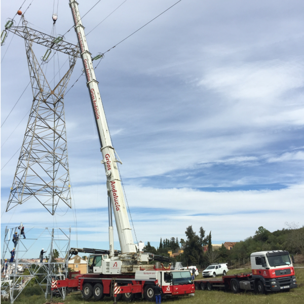 Trabajo torre eléctrica